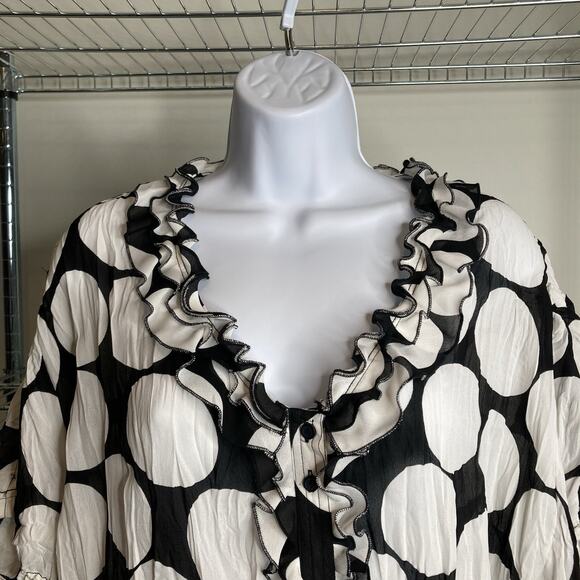 Sunny Leigh Women's Black White Polka Dot Ruffle Blouse Size 2X Boho Artsy Flowy - Picture 7 of 11